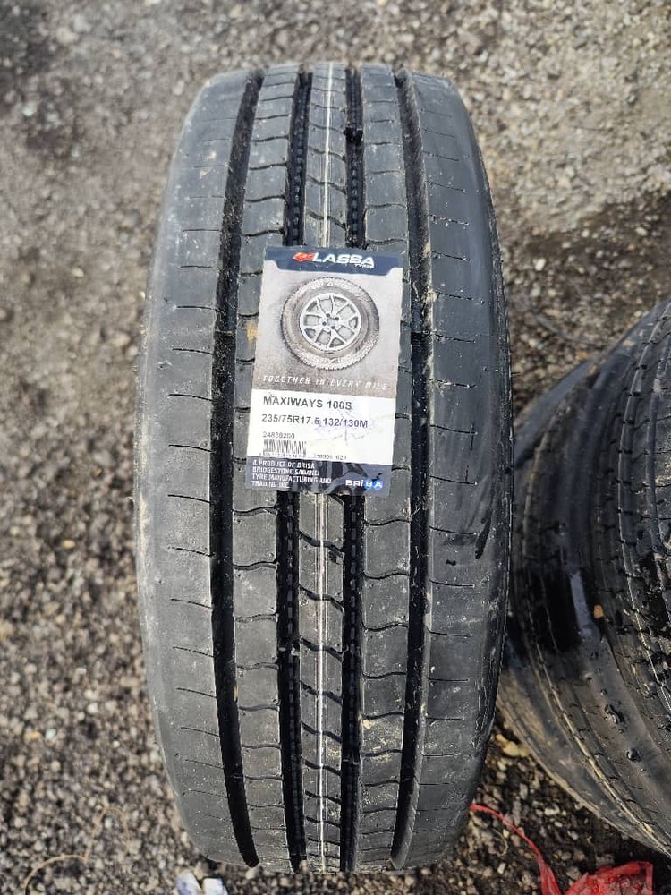 لاستیک خودرو لاسا مدل LS/R3000 (گل جلو) سایز 235/75R17.5